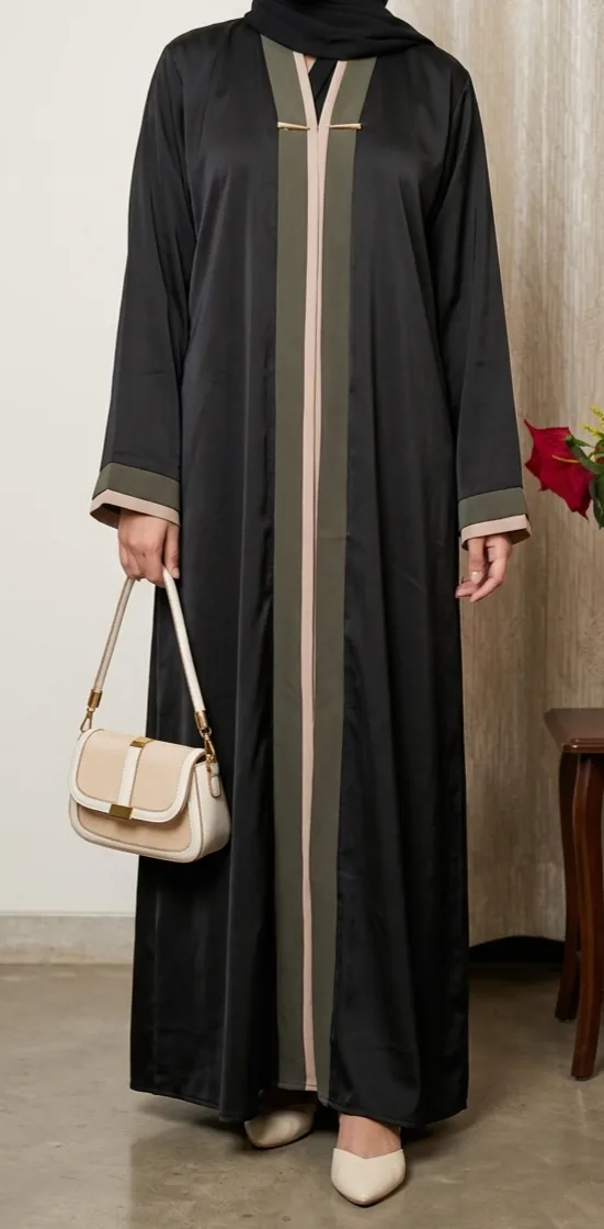 Noir olive panel abaya